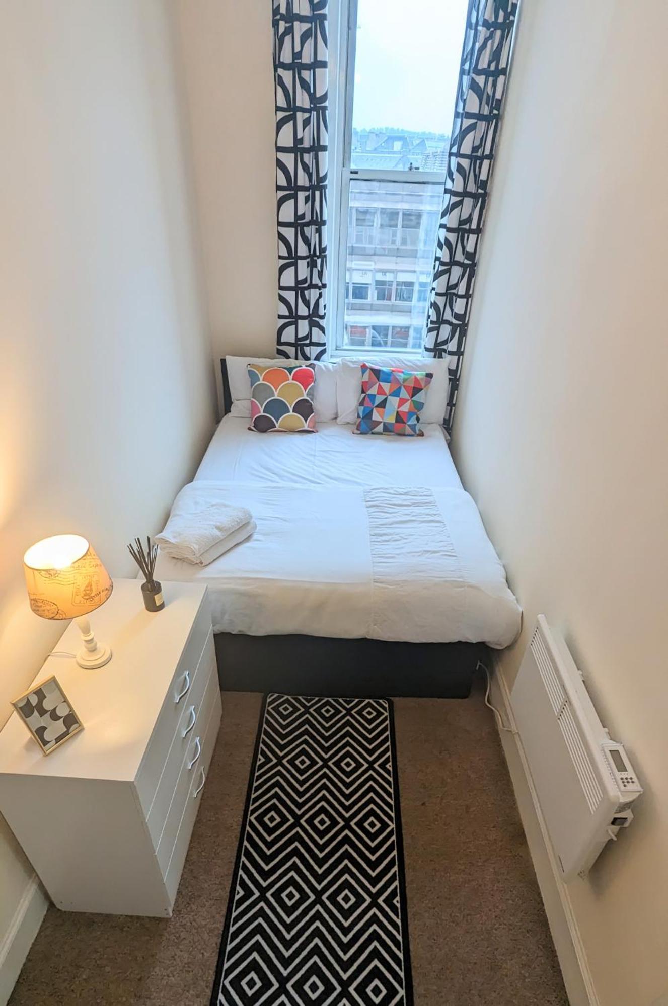 Sunny Haymarket Room Edimburgo Esterno foto